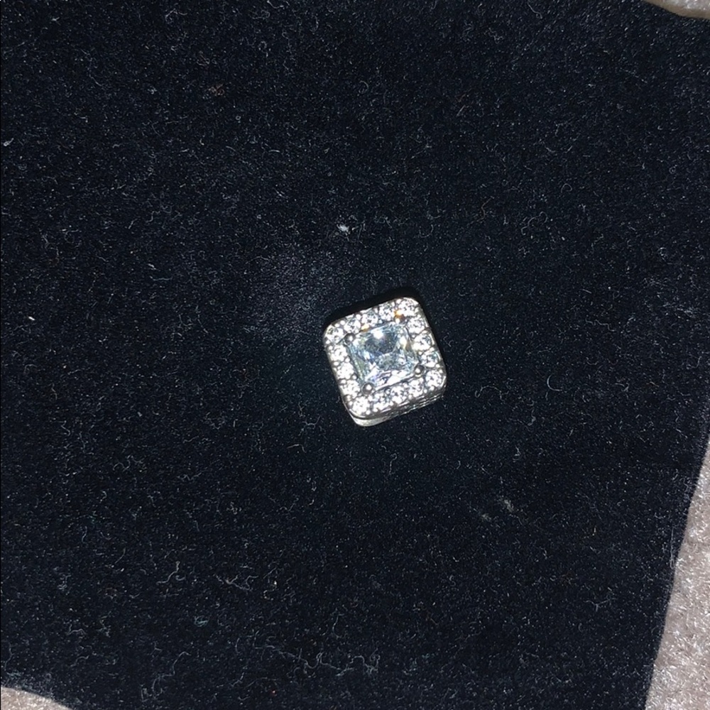 Pandora Geometric Radiance charm